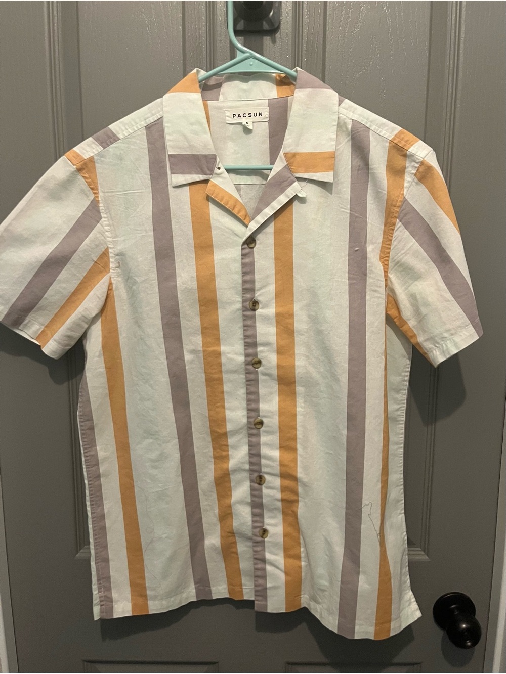 Pacsun Men's Short Sleeve Striped Button-Up Shirt - White/Gold/Gray